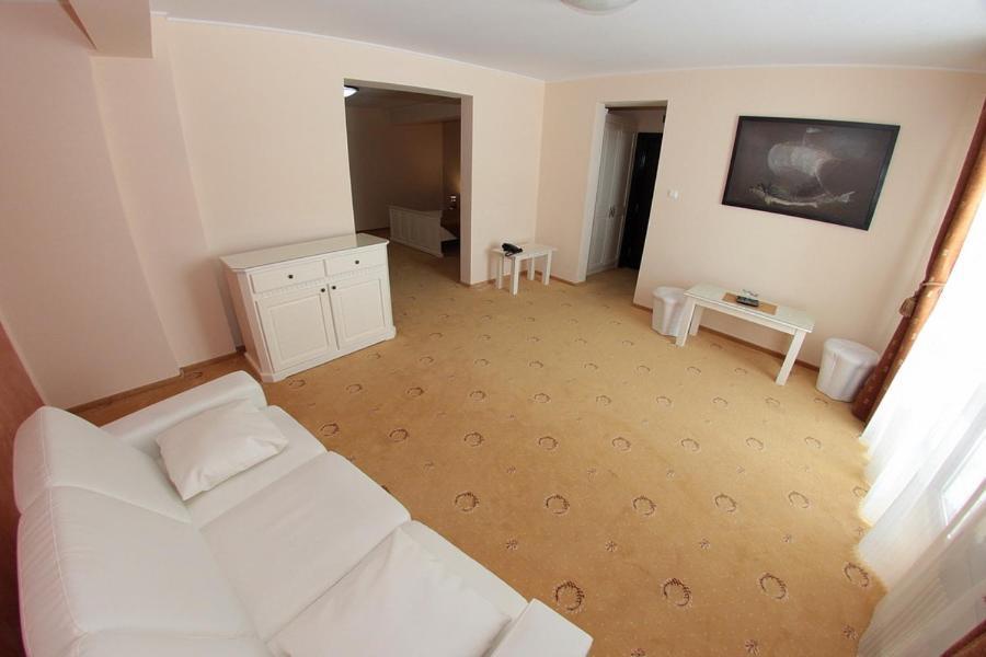 Hotel Imperium Suceava Extérieur photo