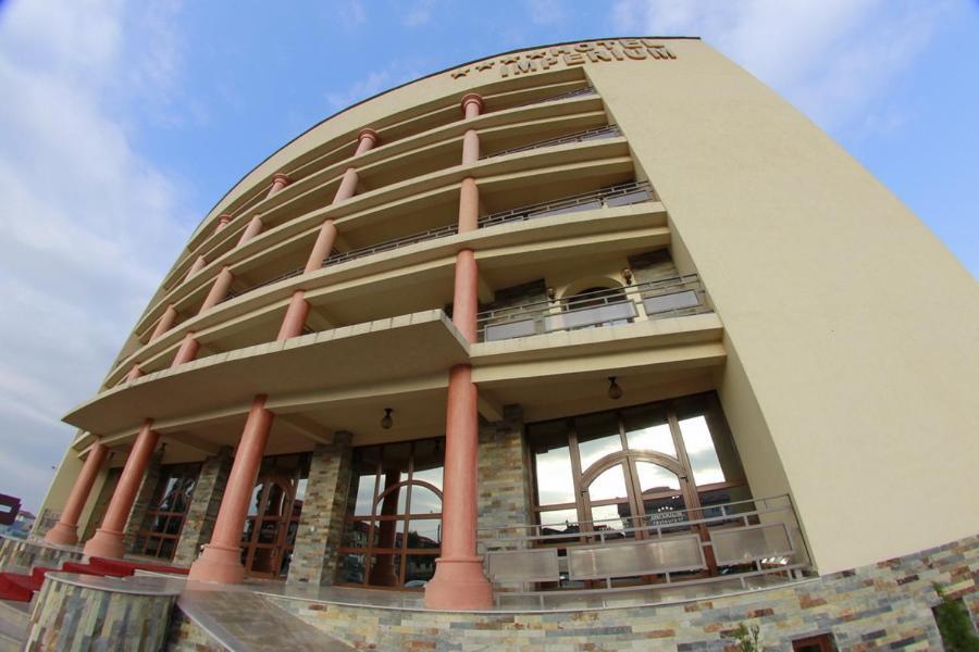 Hotel Imperium Suceava Extérieur photo