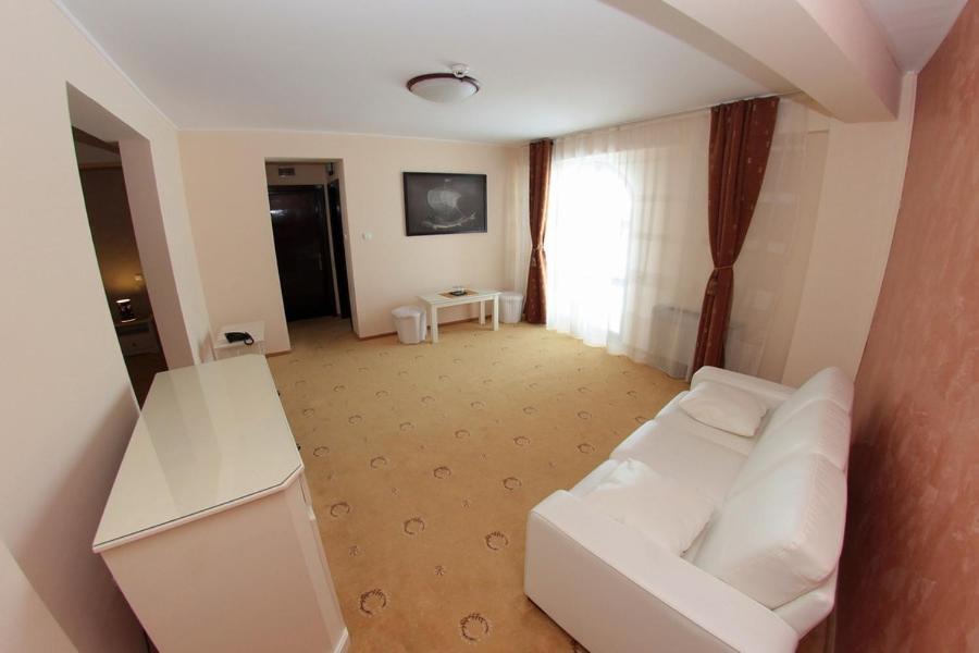 Hotel Imperium Suceava Extérieur photo